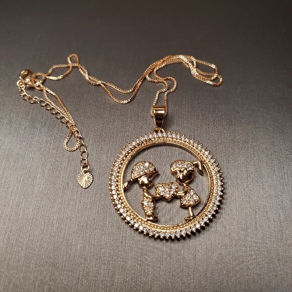Mother's Day Necklace - Boy & Girl Holding Heart - Picture 1 of 6